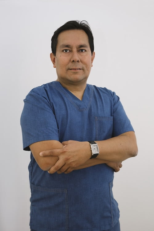 Dr. Alarcón Toro